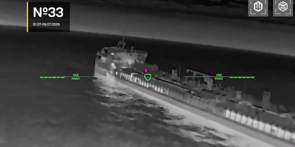 Карта розташування суден з активними транспондерами AIS в Азовському морі станом на 30 червня та 11 липня